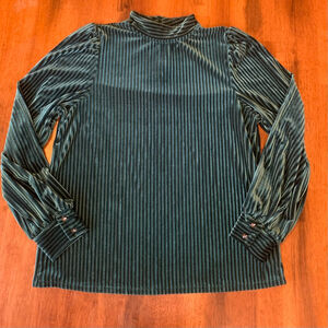 Cable & gauge Top Large Green Velvet look Texture Stripe Turtleneck